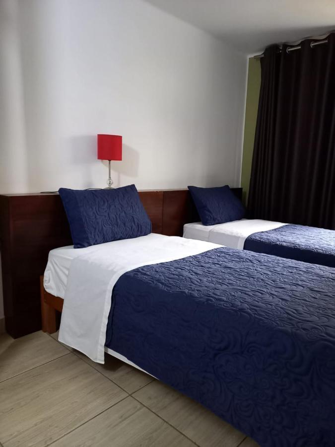 House Hotel *