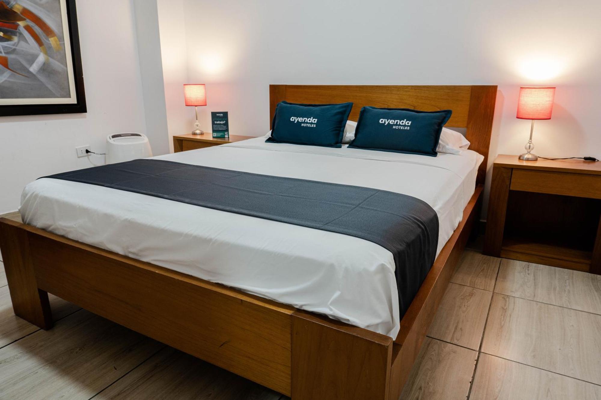 House Hotel *