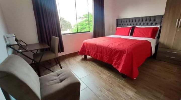 House Hotel